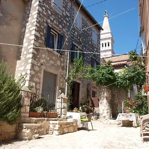 Apartment Monte